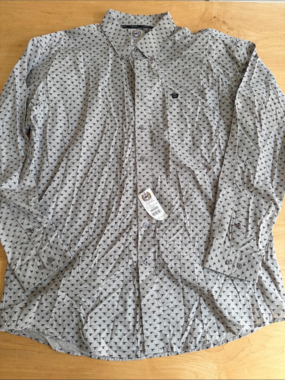 Cinch Light Gray Button-Down Shirt with Black Anvil Print NWT